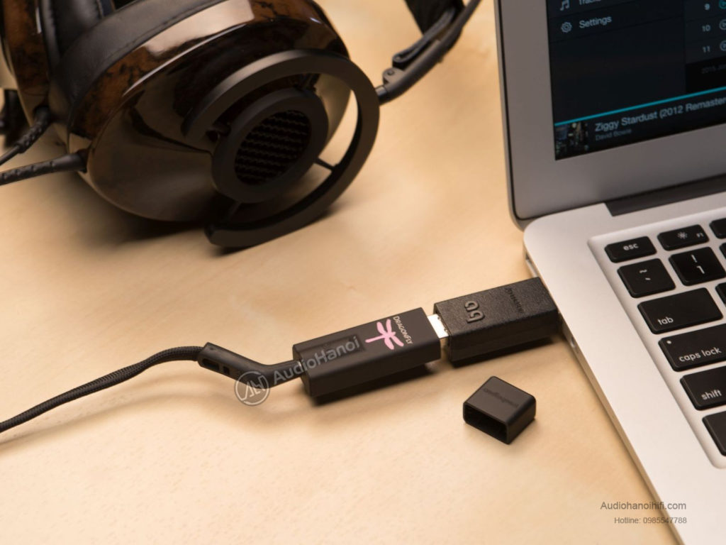AudioQuest DragonFly USB DAC phong cach