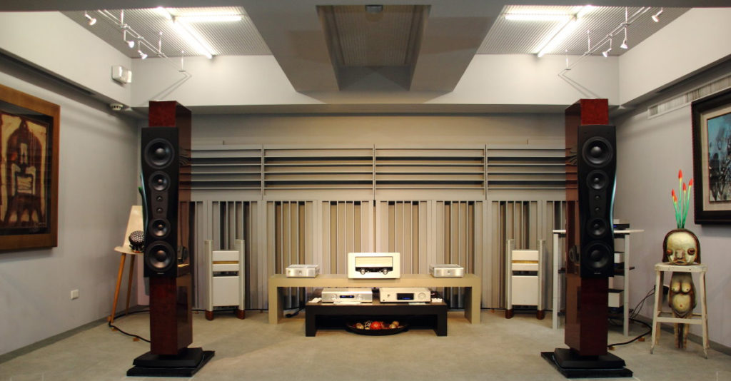 Loa Dynaudio Confidence C4 Platinum